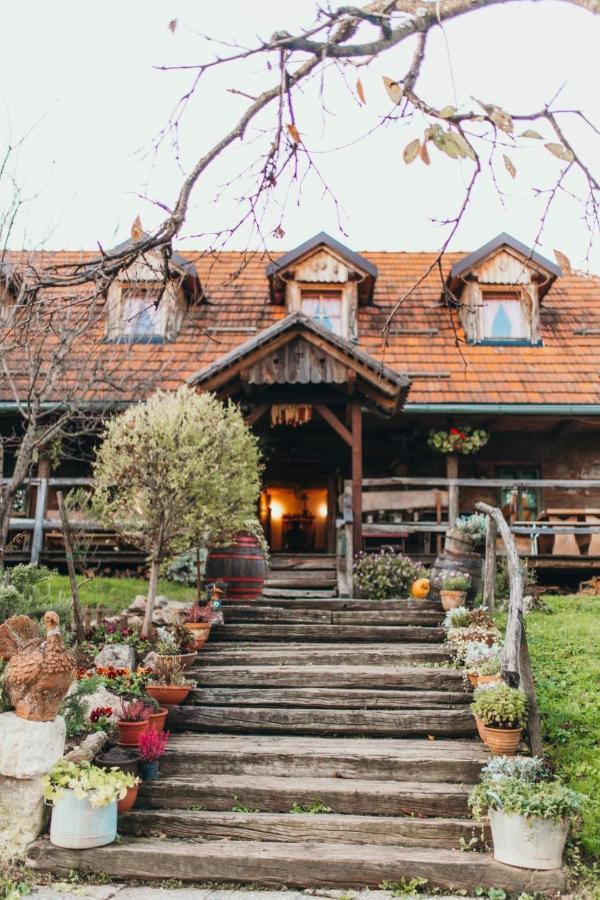 Gresna Pilnica Klenovnik Exterior photo